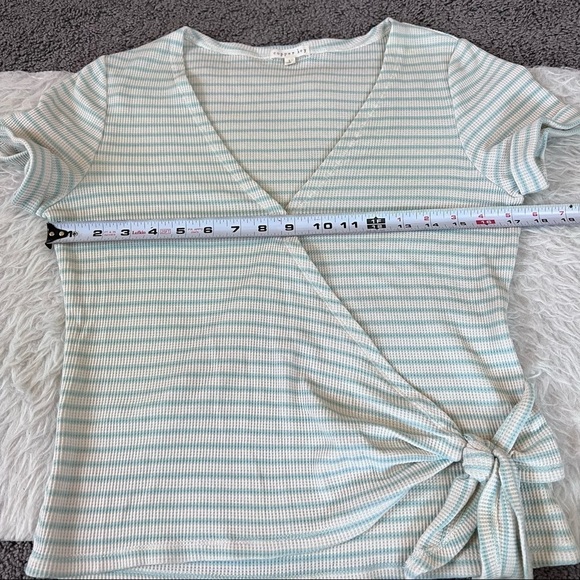 Copper Key waffle knit striped wrap top Large - Picture 6 of 8